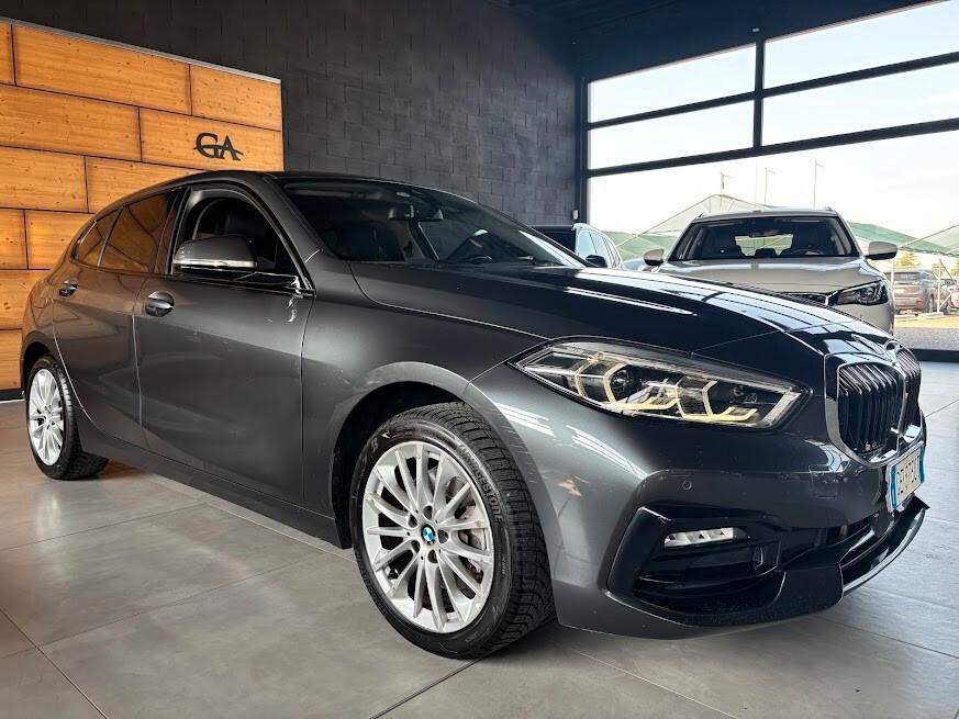 Bmw 118i 5p. Sport 136CV 5P NEOPATENTATI