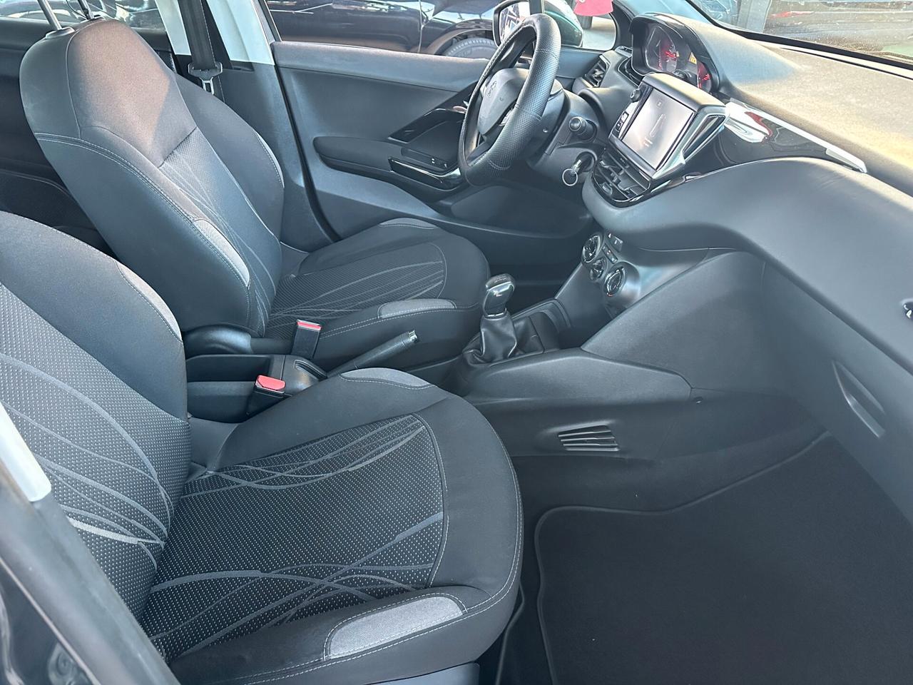 PEUGEOUT*208*1.4 GPL*NEOPATENTATI*CARPLAY*