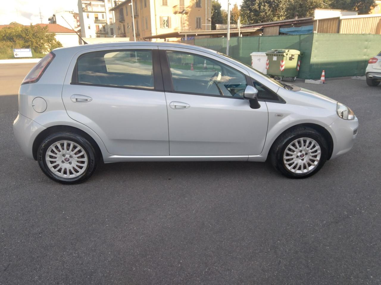 Fiat Punto 1.4 S&S 8V 5 porte Lounge x neopatentati
