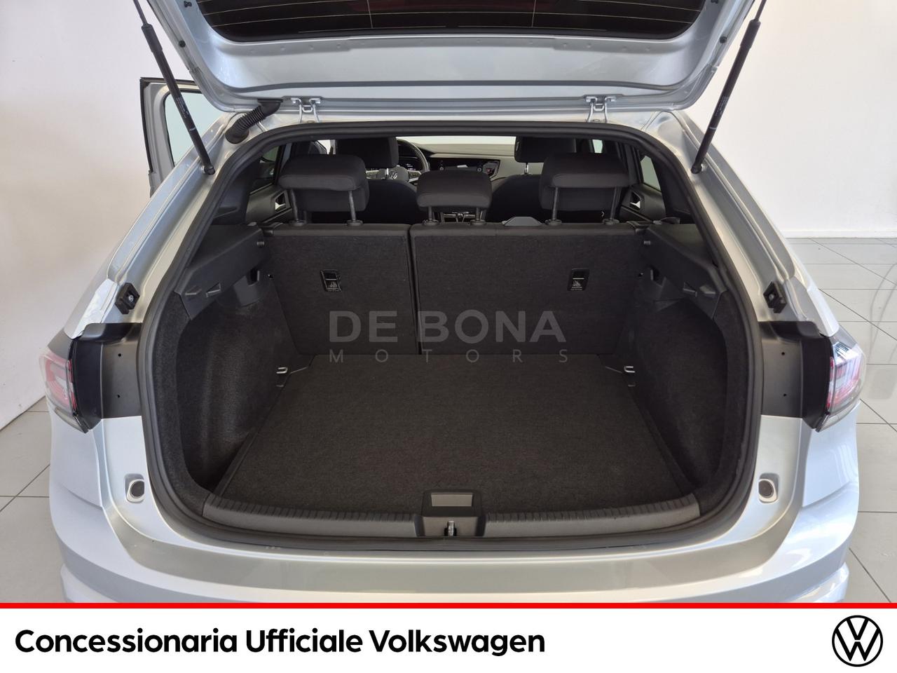 Volkswagen Taigo 1.0 tsi r-line 110cv