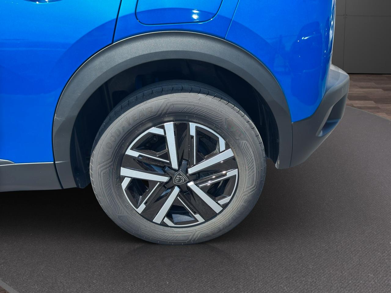 Peugeot 2008 PureTech 100 S&S Active 04/2024