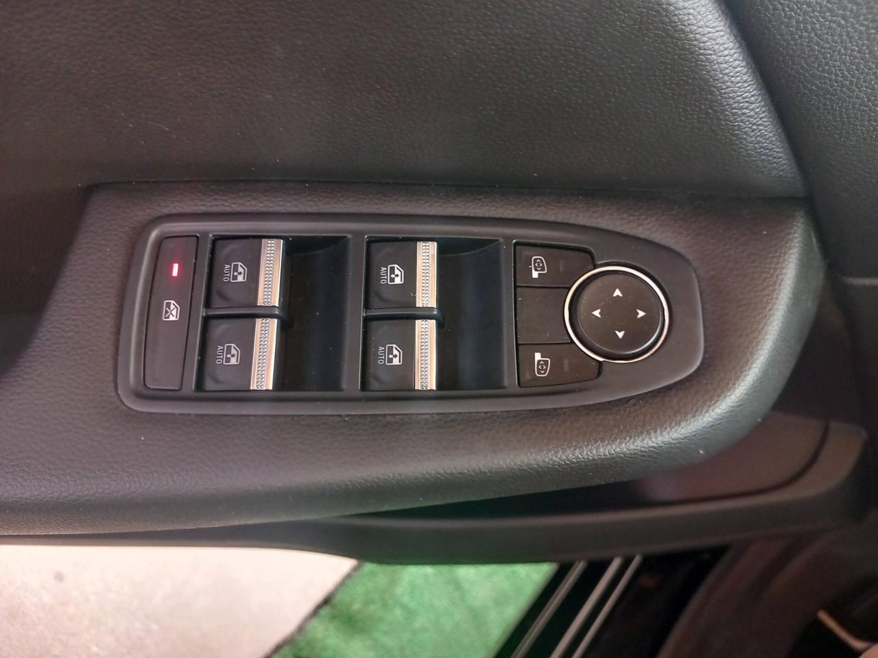 Renault Clio TCe 100 CV GPL 5 porte EVOLUSCION KM 15800 RETROCAMERA SENSORI MONITOR GARANZIA