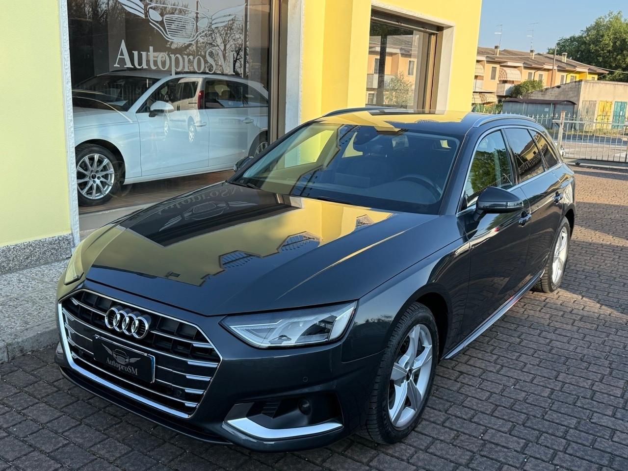 Audi A4 Avant TDI/163 CV S tronic SPORT/ KEYLESS/UNIPRO