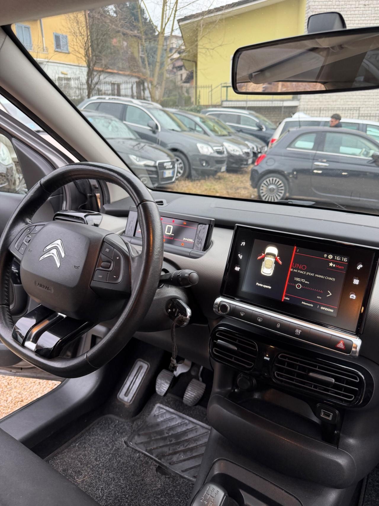 Citroen C4 CACTUS BLUEHDi 100 SHINE KMCERT