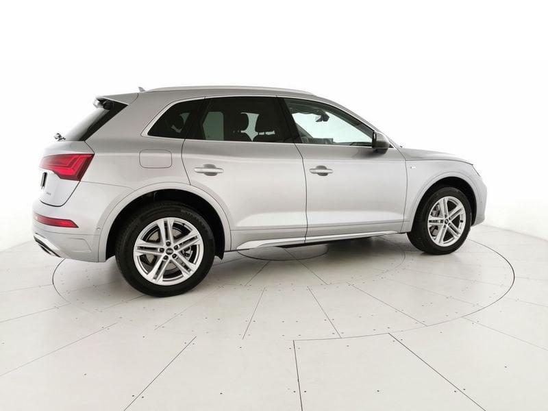 Audi Q5 NUOVA quat. TDI2,0 L4150 A7