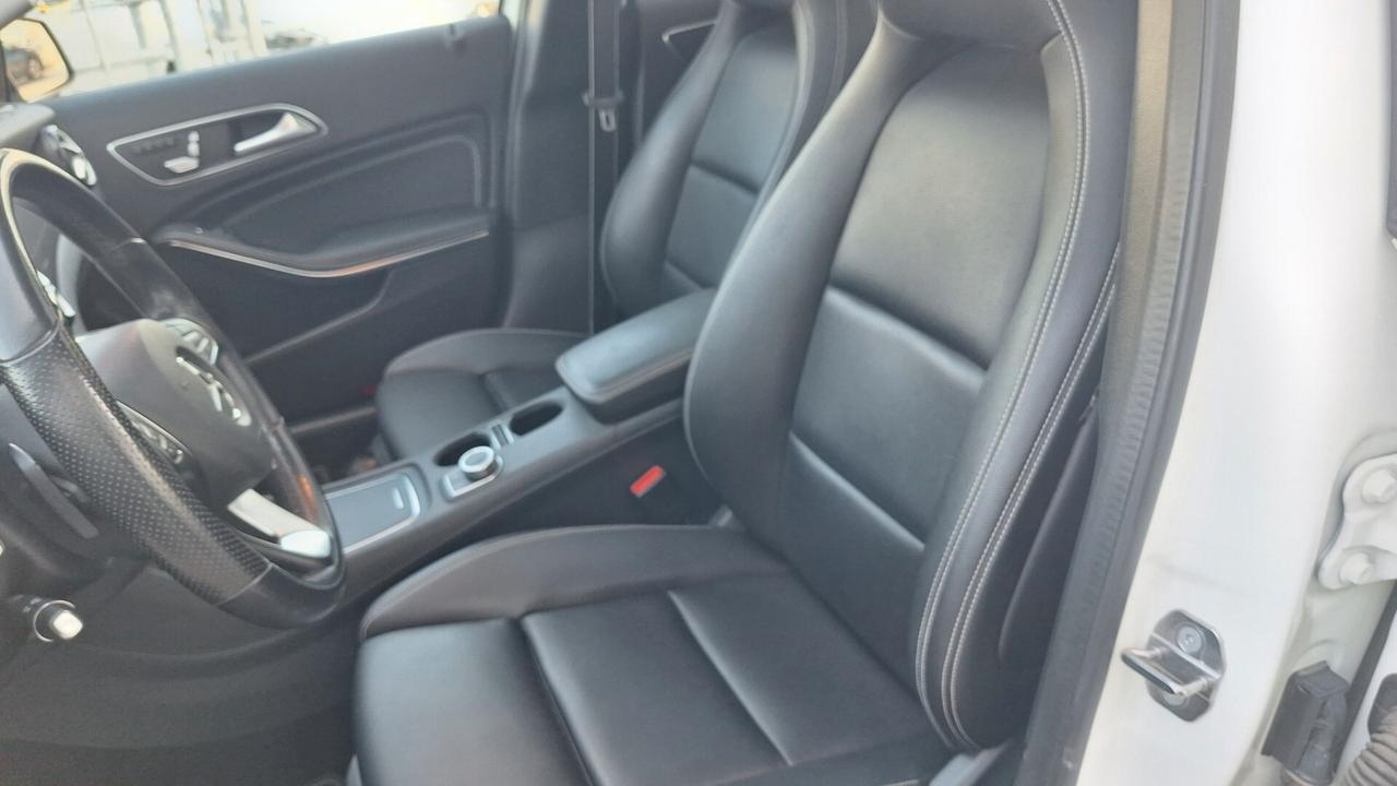 Mercedes-benz GLA 200 d Automatic Premium