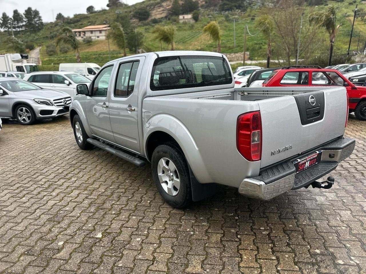 Nissan Navara 2.5 dCi 190CV 4 porte Double Cab Sport