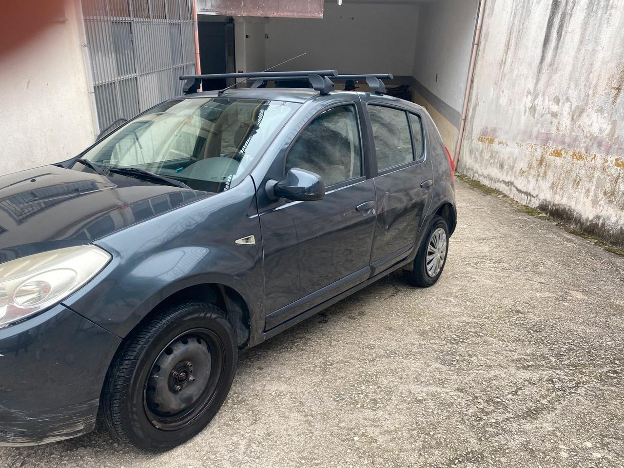 Dacia Sandero 1.4cc gpl (PRIVATO)-2009