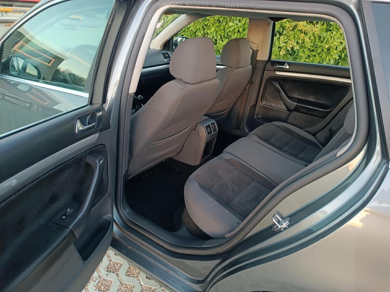 Volkswagen Golf 5 Var. 1.9 TDI Comfortline