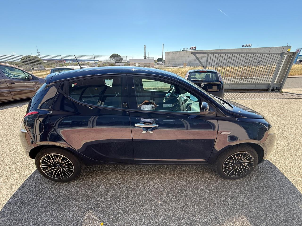 Lancia Ypsilon 1.0 FireFly S&S Hybrid Ecochic my21" IVA ESP.