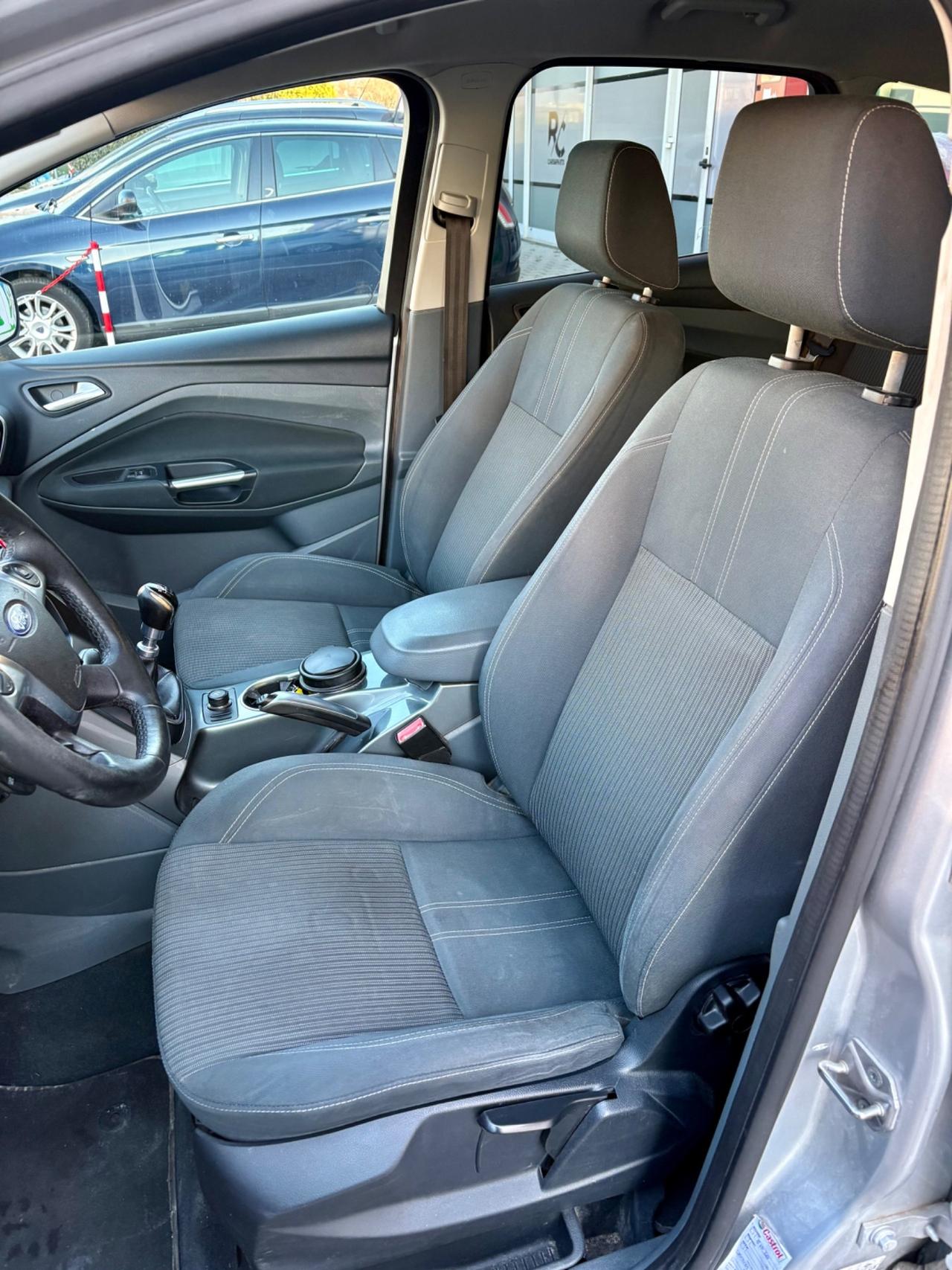 Ford C-Max 1.6 TDCi 95CV Titanium Ok neopatentati