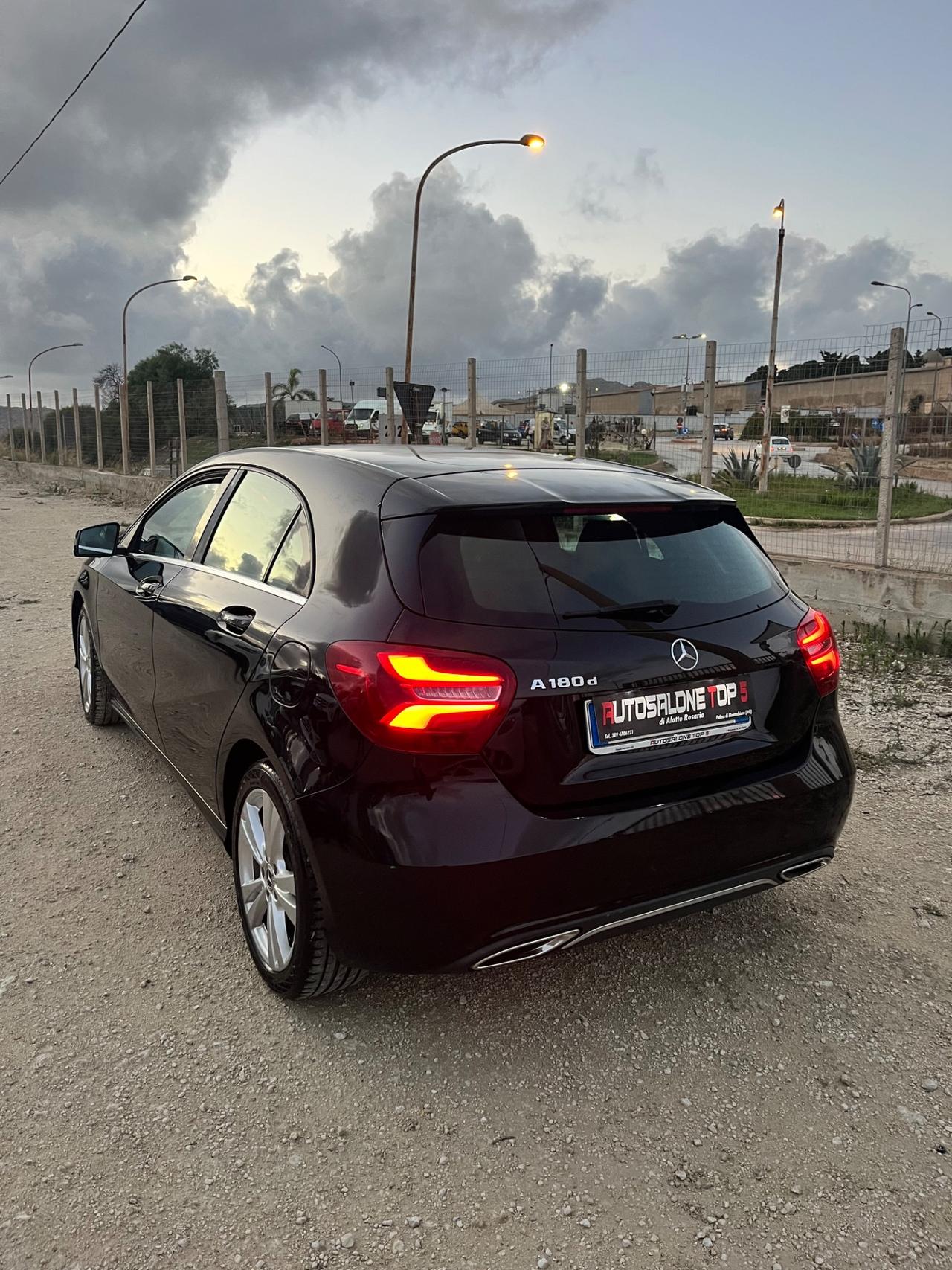 Mercedes-benz A 180 d Sport navigatore fari uxeno 2018