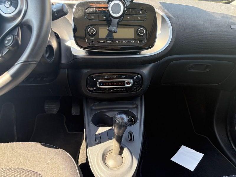 smart forfour 0.9 t Passion 90cv twinamic my18