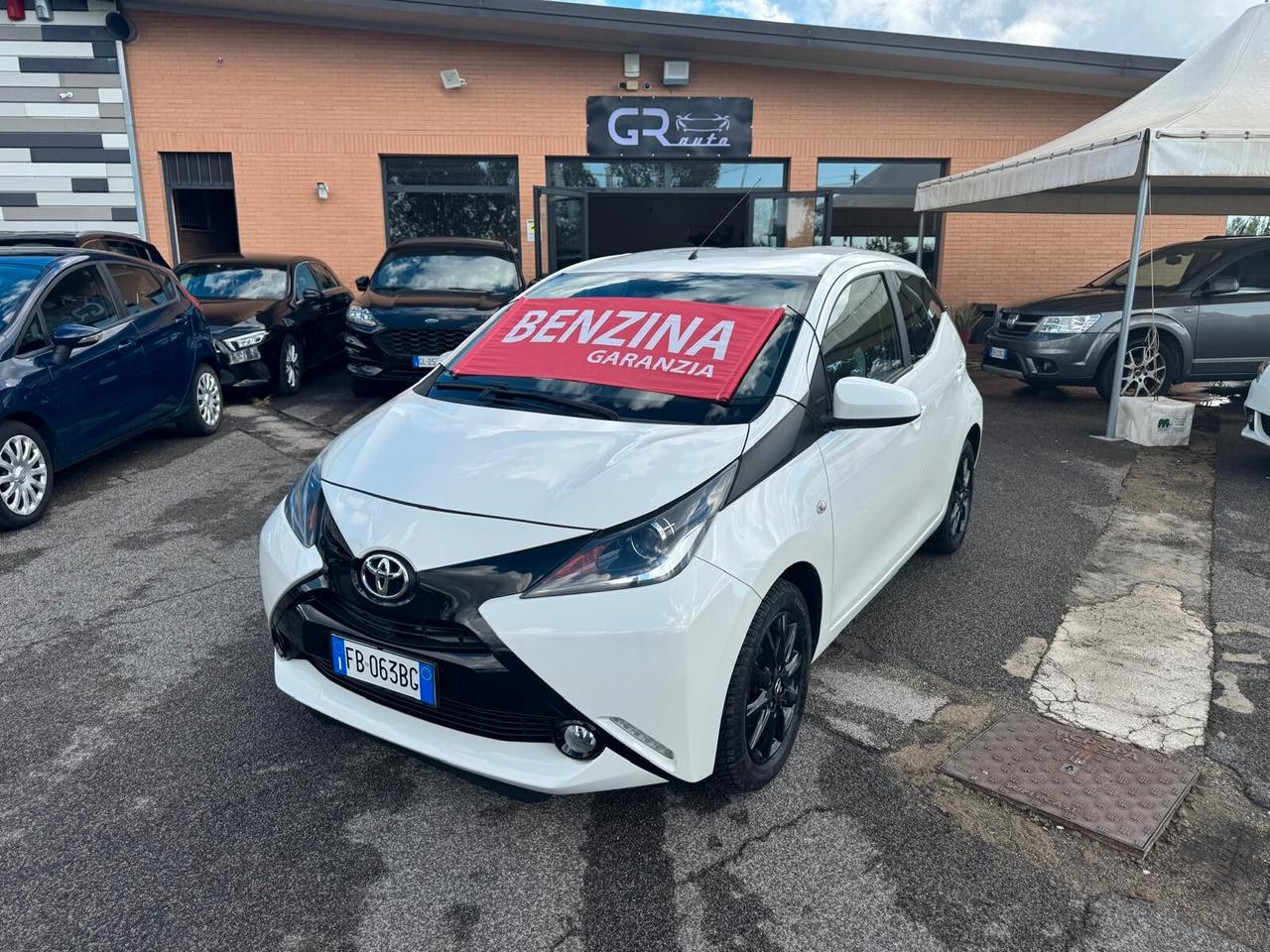 Toyota Aygo 1.0 VVT-I 69CV 5P NEOPATENT 2015