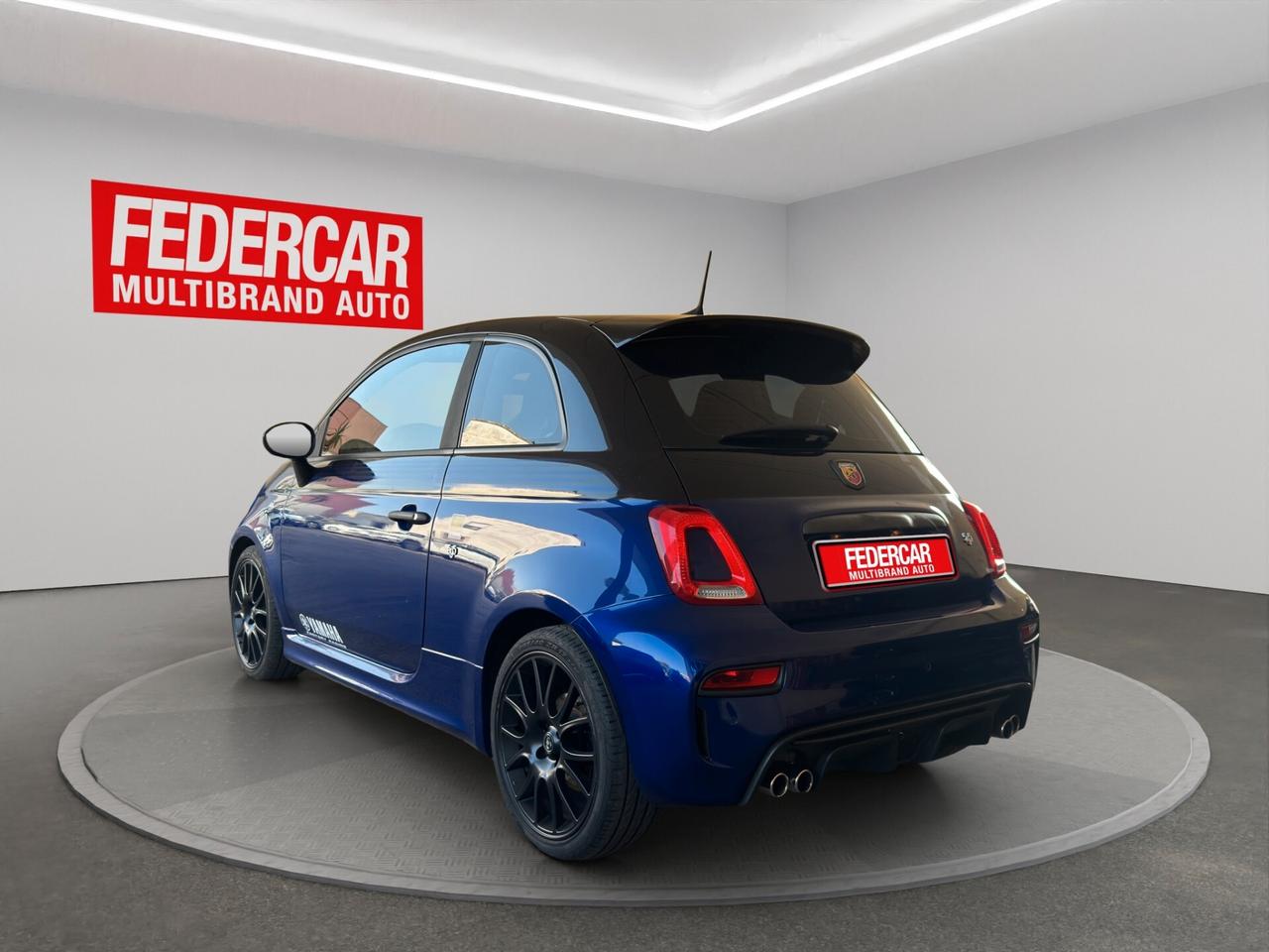 Abarth 595 1.4 Turbo T-Jet 165 CV Monster Energy Yamaha