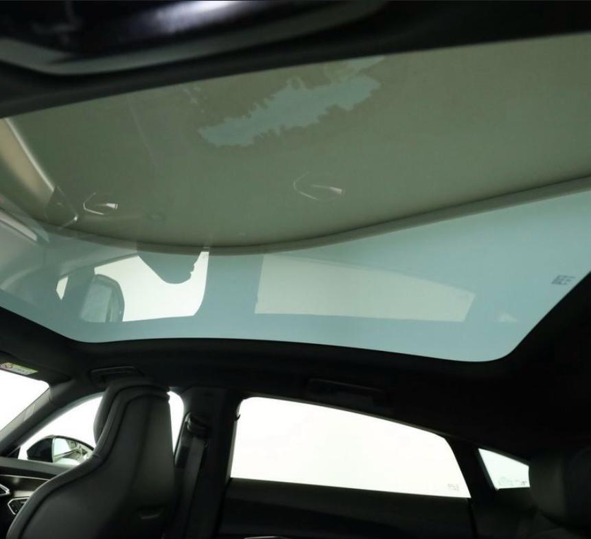 Audi E-tron GT RS quattro - 600 CV