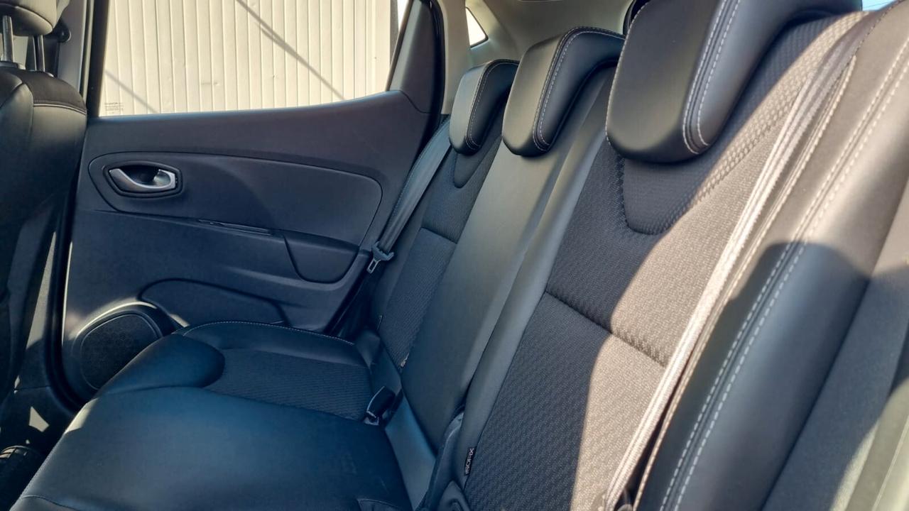 Renault Clio dCi 8V 75 CV 5 porte Duel2