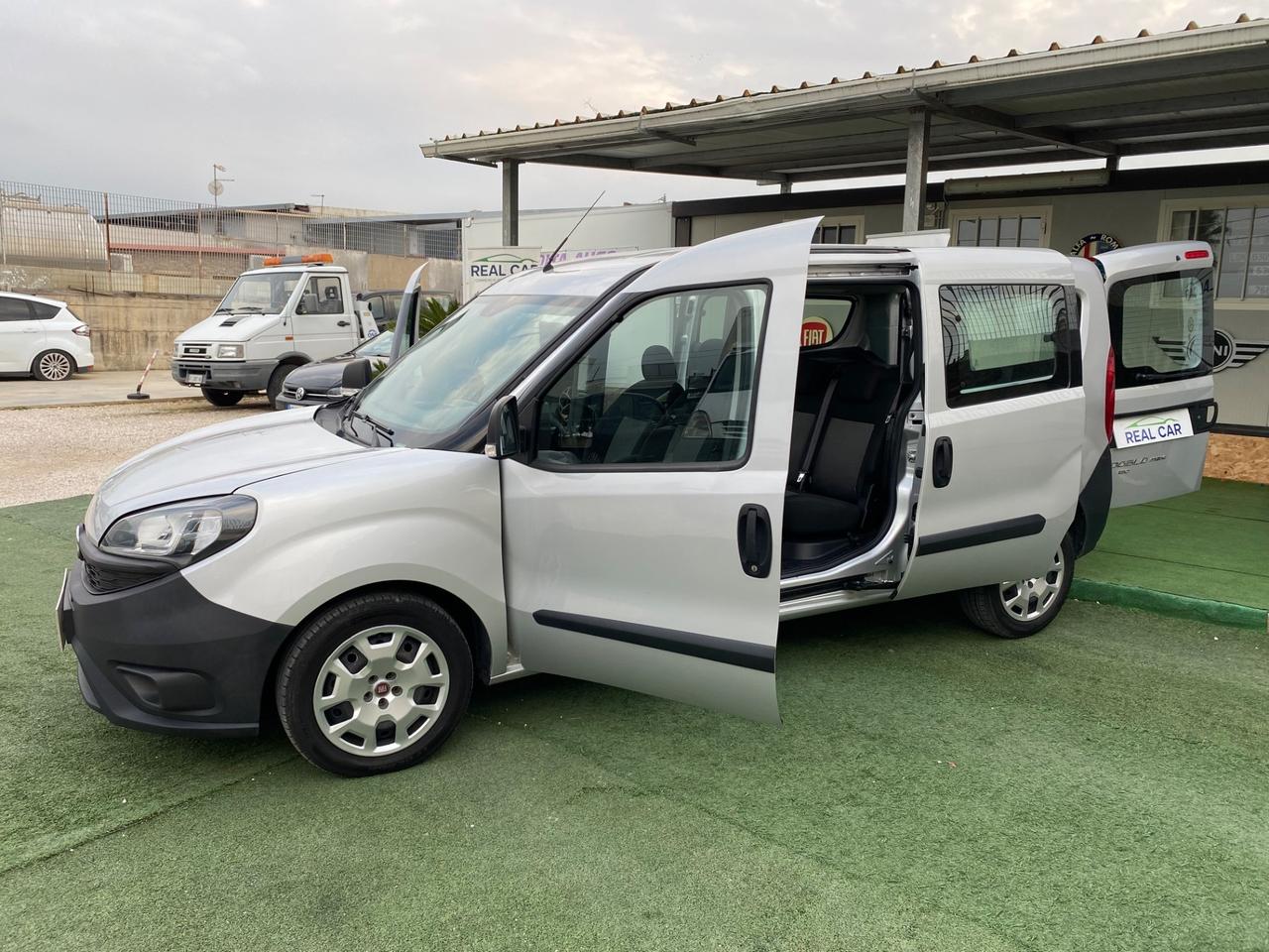 Fiat Doblo 1.6 Diesel Maxi Porte Posteriore Vettura