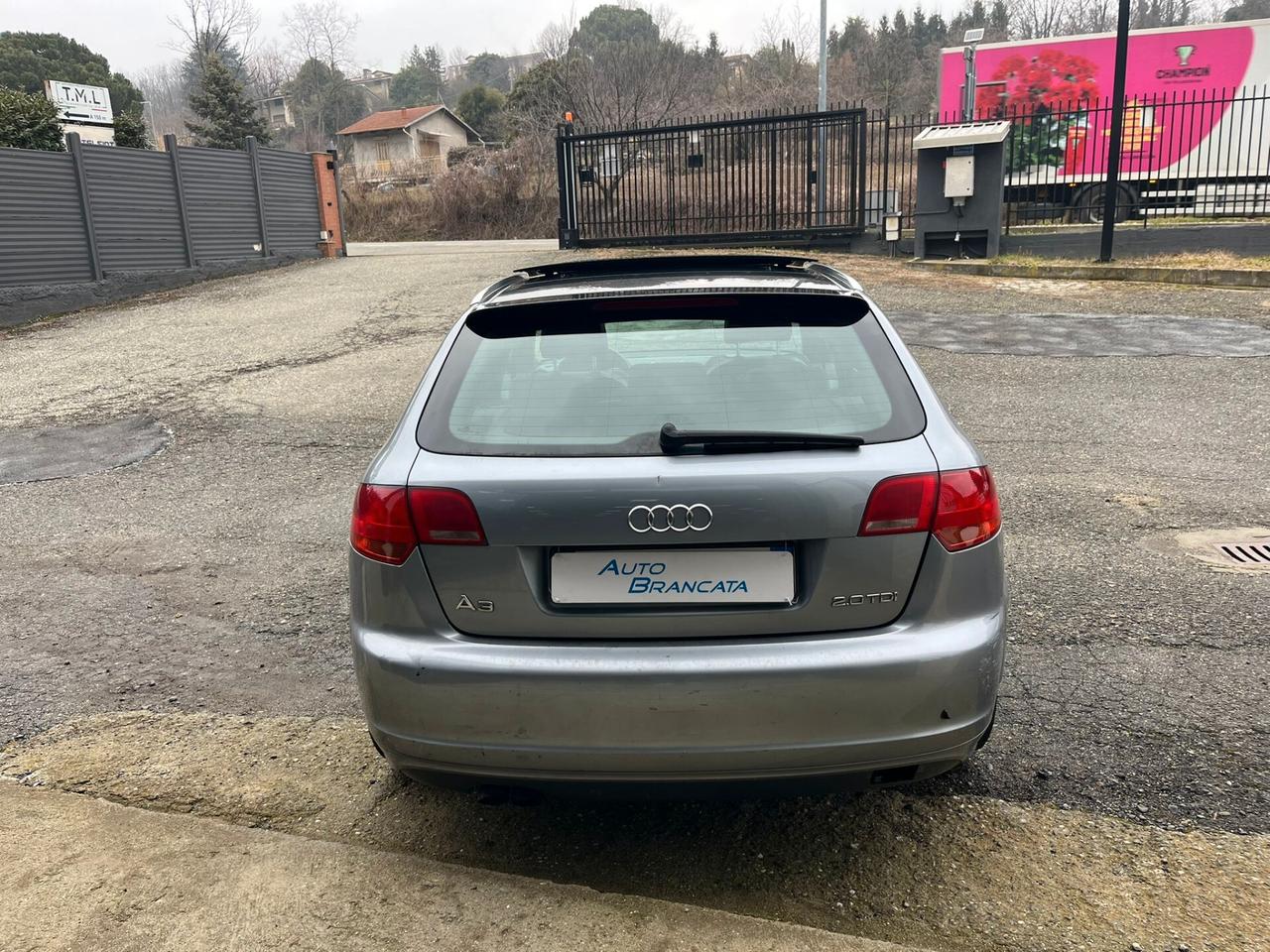 Audi A3 5p 2.0 tdi S-LINE