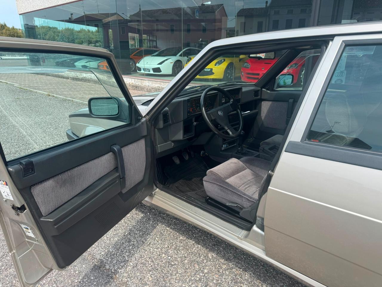 Alfa Romeo 75 2.0i Twin Spark