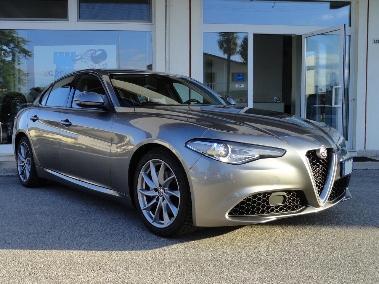 Alfa Romeo Giulia 2.2 Turbodiesel 150 CV AT8 Business