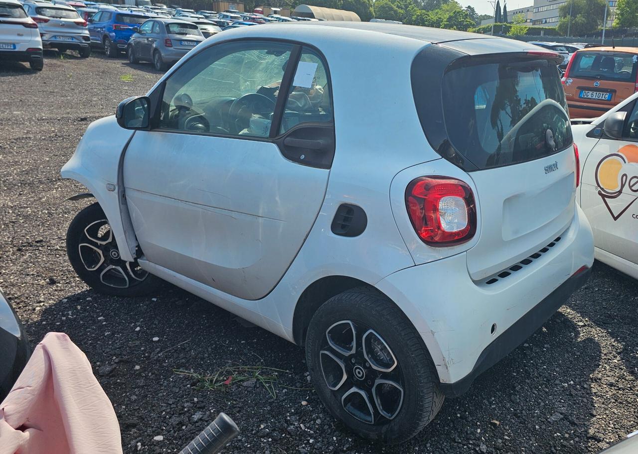 SINISTRATA Smart ForTwo 70 1.0