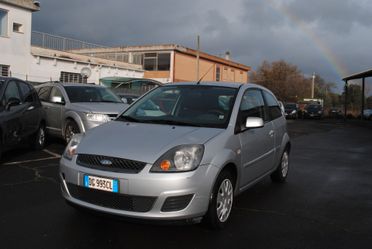 FORD FIESTA 1.2 75 CV OK NEOPATENTATI
