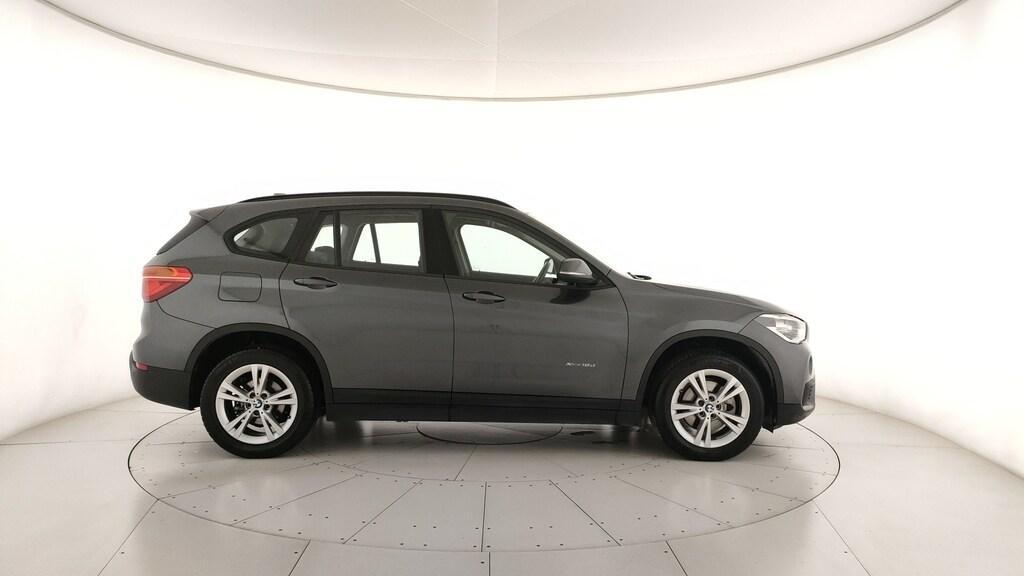 BMW X1 18 d Business xDrive Steptronic