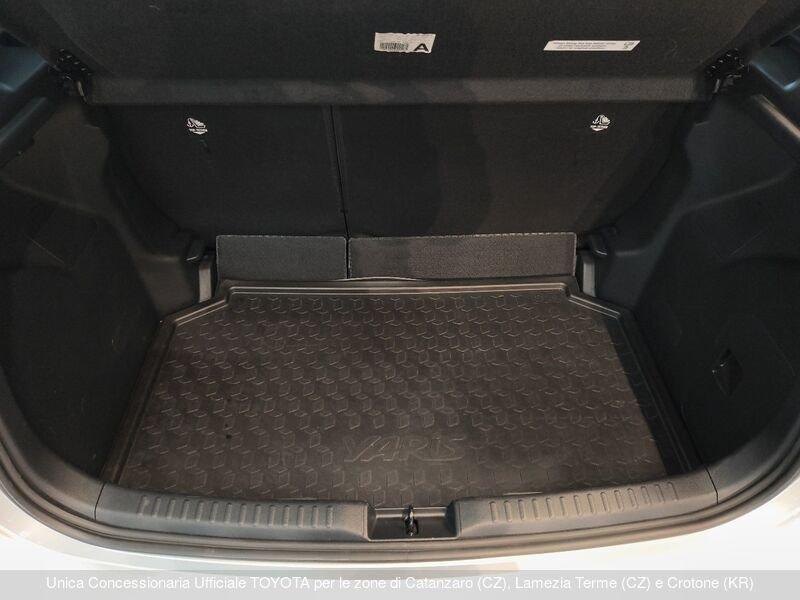 Toyota Yaris 1.5 Hybrid 5 porte Trend