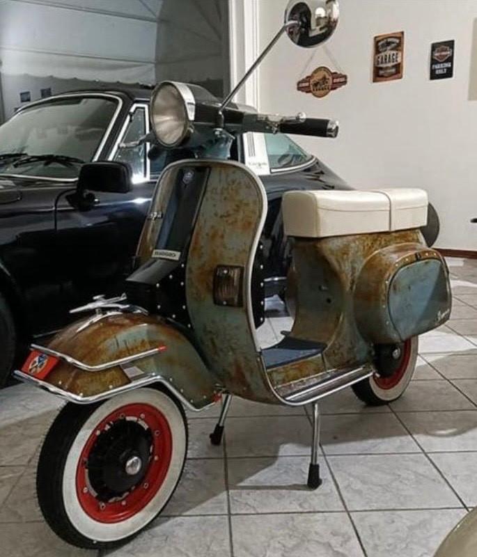 Vespa Pk50S-unica con questo restauro-in arrivo-