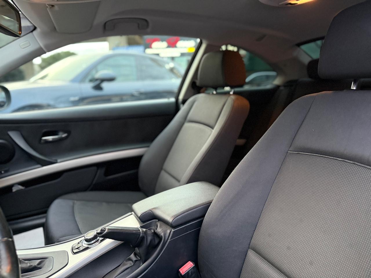 BMW serie 3 320d coupè - 2011