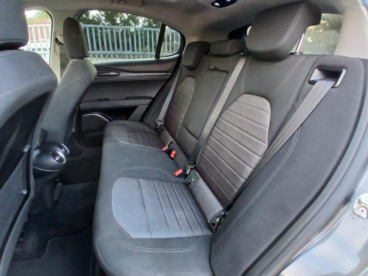 Alfa Romeo Stelvio 2.2 180CV AT8 RWD Super