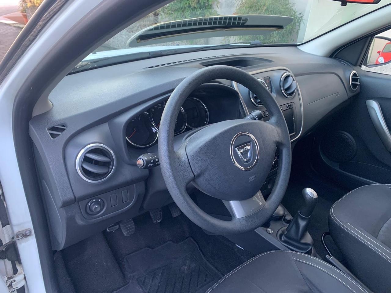 Dacia Sandero 1.2 GPL 75CV Lauréate benz gpl