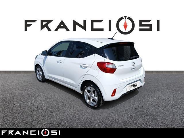 HYUNDAI i10 I 10 1.0 MPI Tech Connect Pack AT