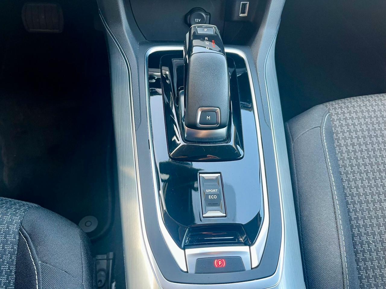 Peugeot 308 BlueHDi 130 EAT8 SW Active Business
