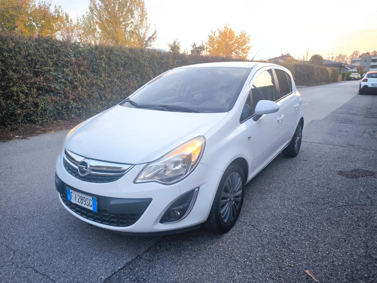 OPEL CORSA 1,3 CDTI – COSMO -OK NEOPATENTATI