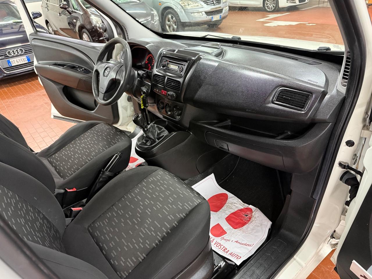 Opel Combo 1.6 CDTI 105CV Euro 6