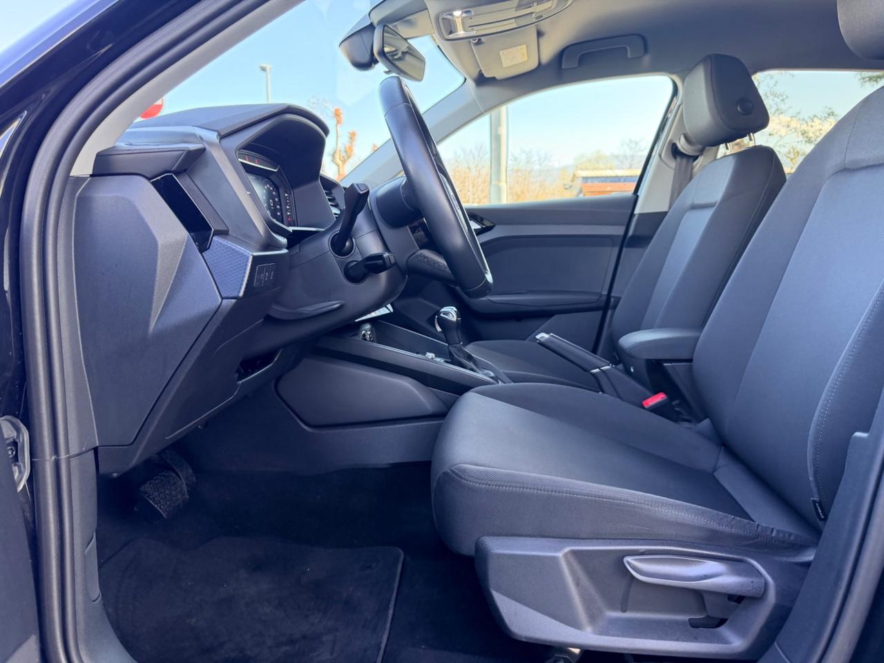 Audi A1 SPB 30 TFSI S tronic line edition taralli black