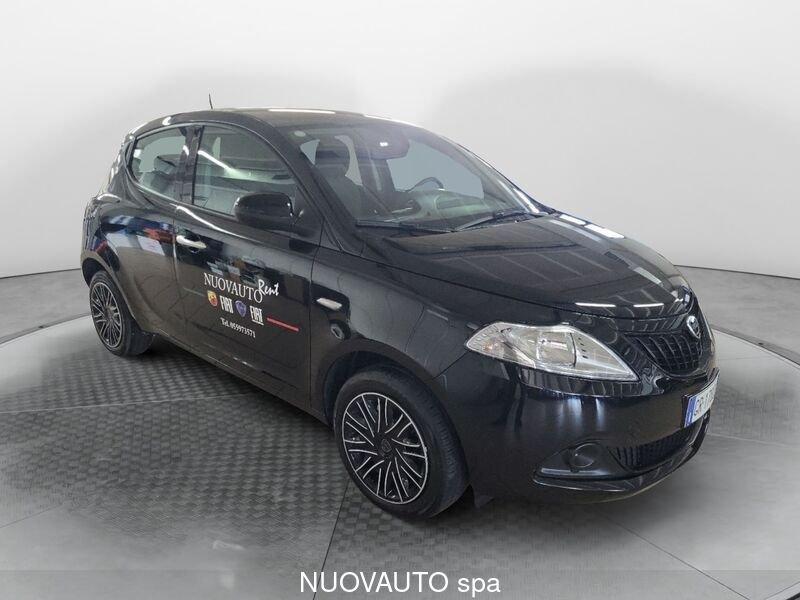 Lancia Ypsilon 1.0 FireFly 5 porte S&S Hybrid Silver Plus