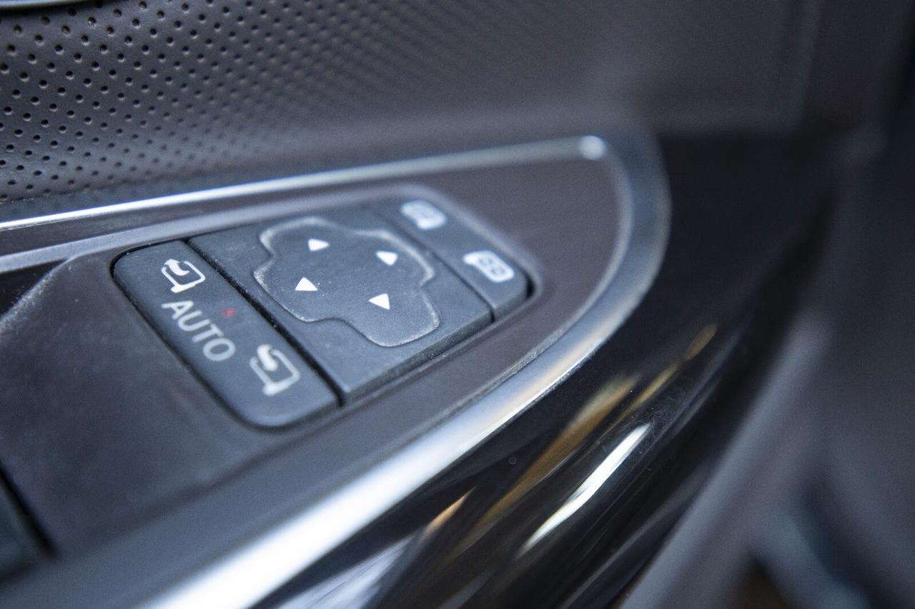 Renault Espace dCi 160CV EDC Energy Initiale Paris 4Control