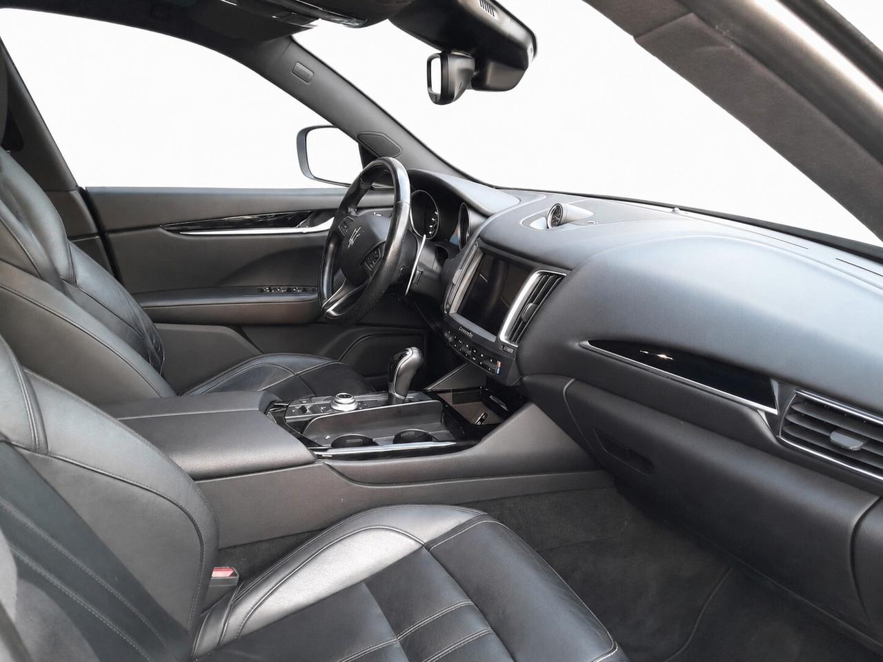 Maserati Levante V6 Diesel 275 CV AWD