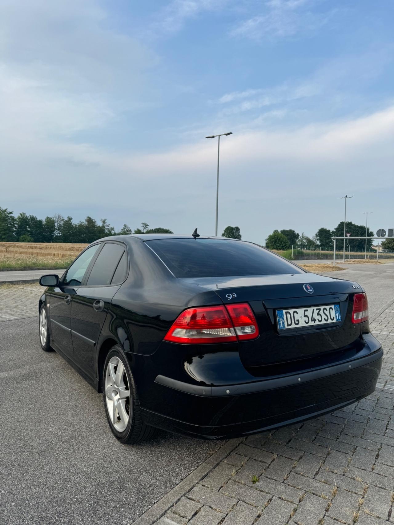 Saab 9-3 Sport Sedan 1.9 TiD 16V DPF Anniversary