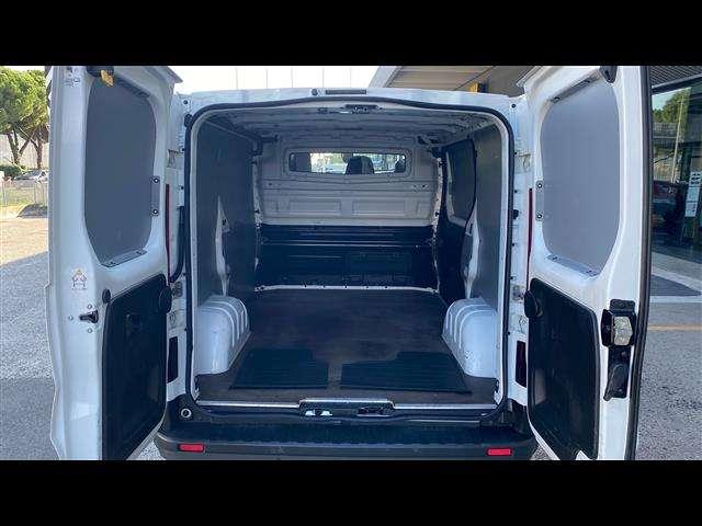 Renault trafic T27 2.0 dci 120cv L1H1