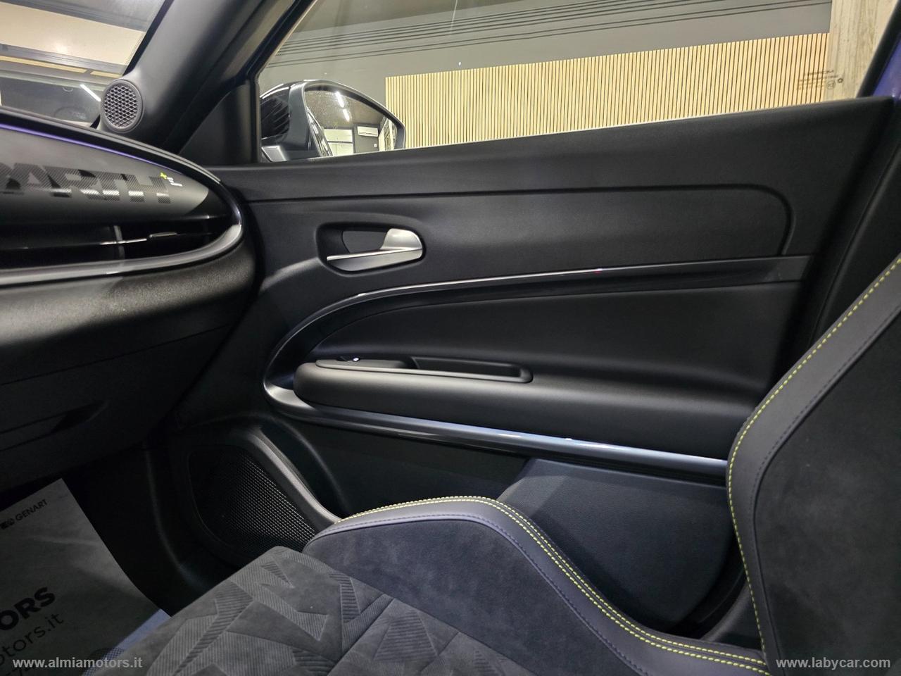 ABARTH 600e Scorpionissima