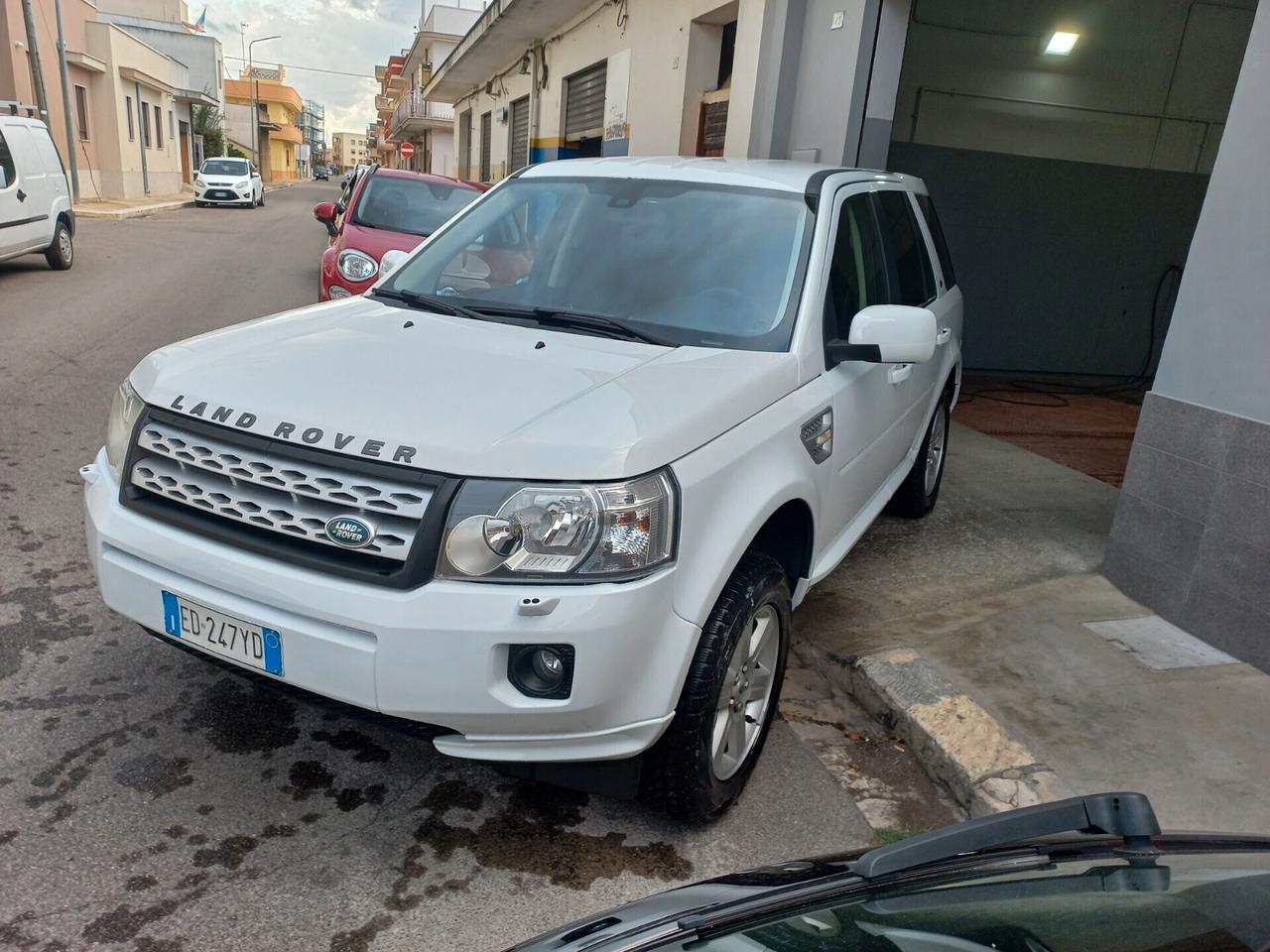 Land Rover Freelander 2.2 SD4 S.W. SE