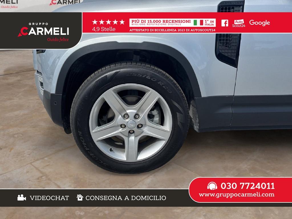 Land Rover Defender 110 3.0 I6 MHEV X-Dynamic SE AWD Auto