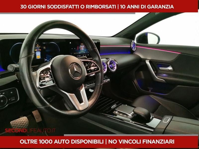 Mercedes-Benz Classe A A 180 d Sport Night edition auto
