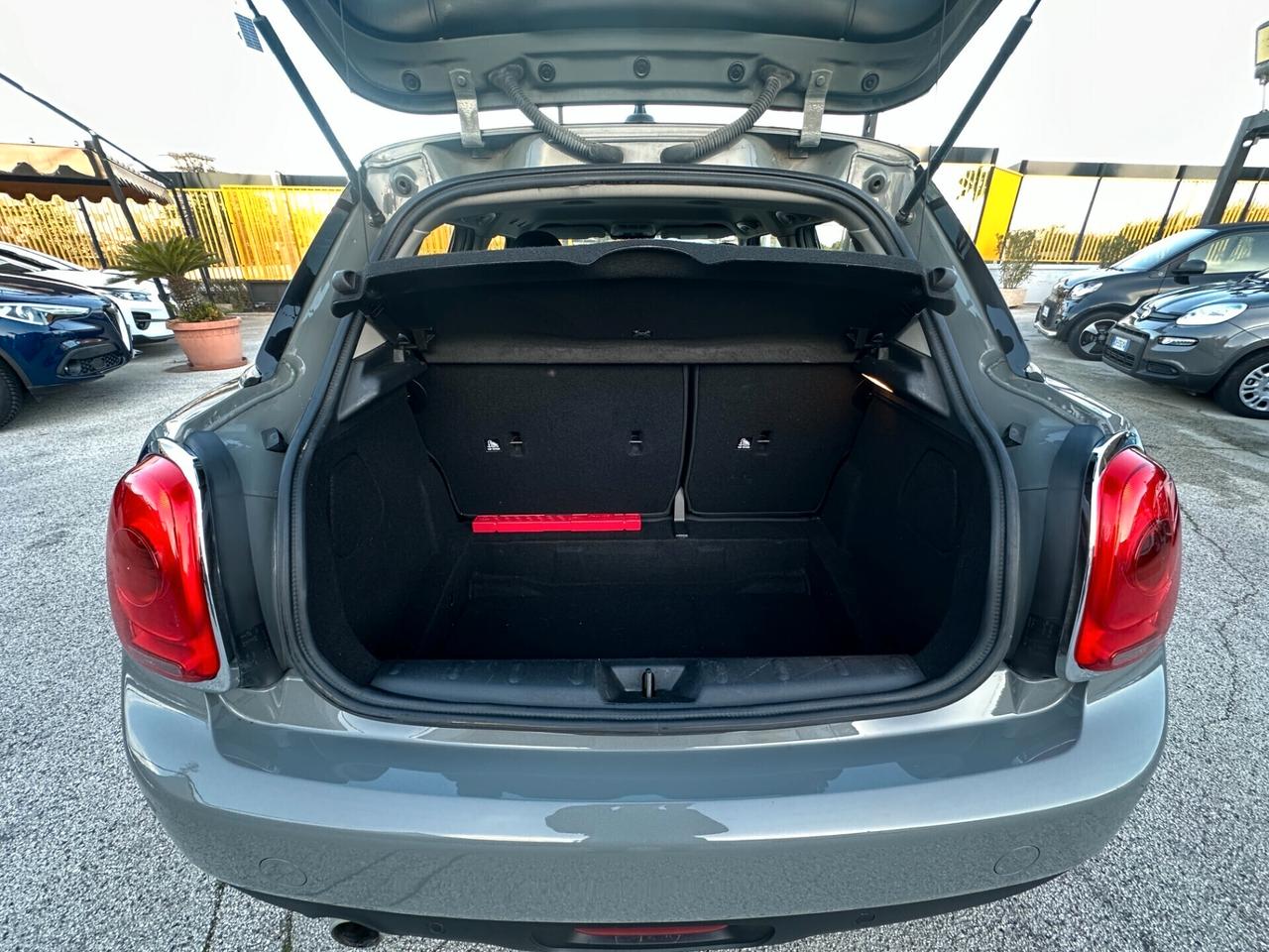 MINI Cooper D 1.5 115 CV 5 porte Business XL