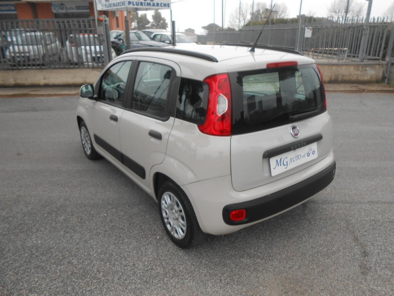 Fiat Panda 1.2 Lounge 69 CV €6