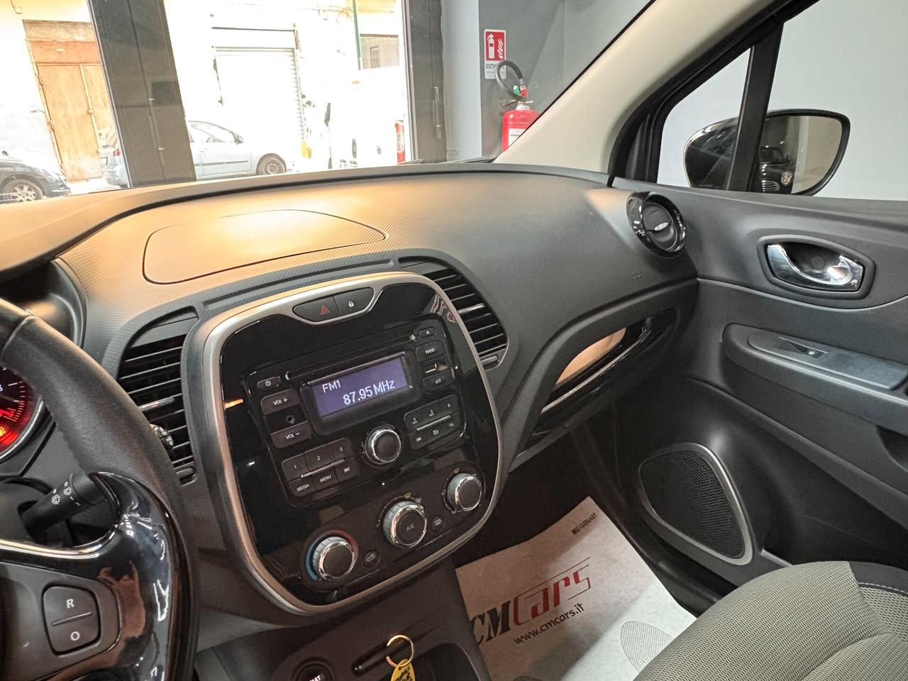 Renault Captur 0.9 TCE 90cv Zen